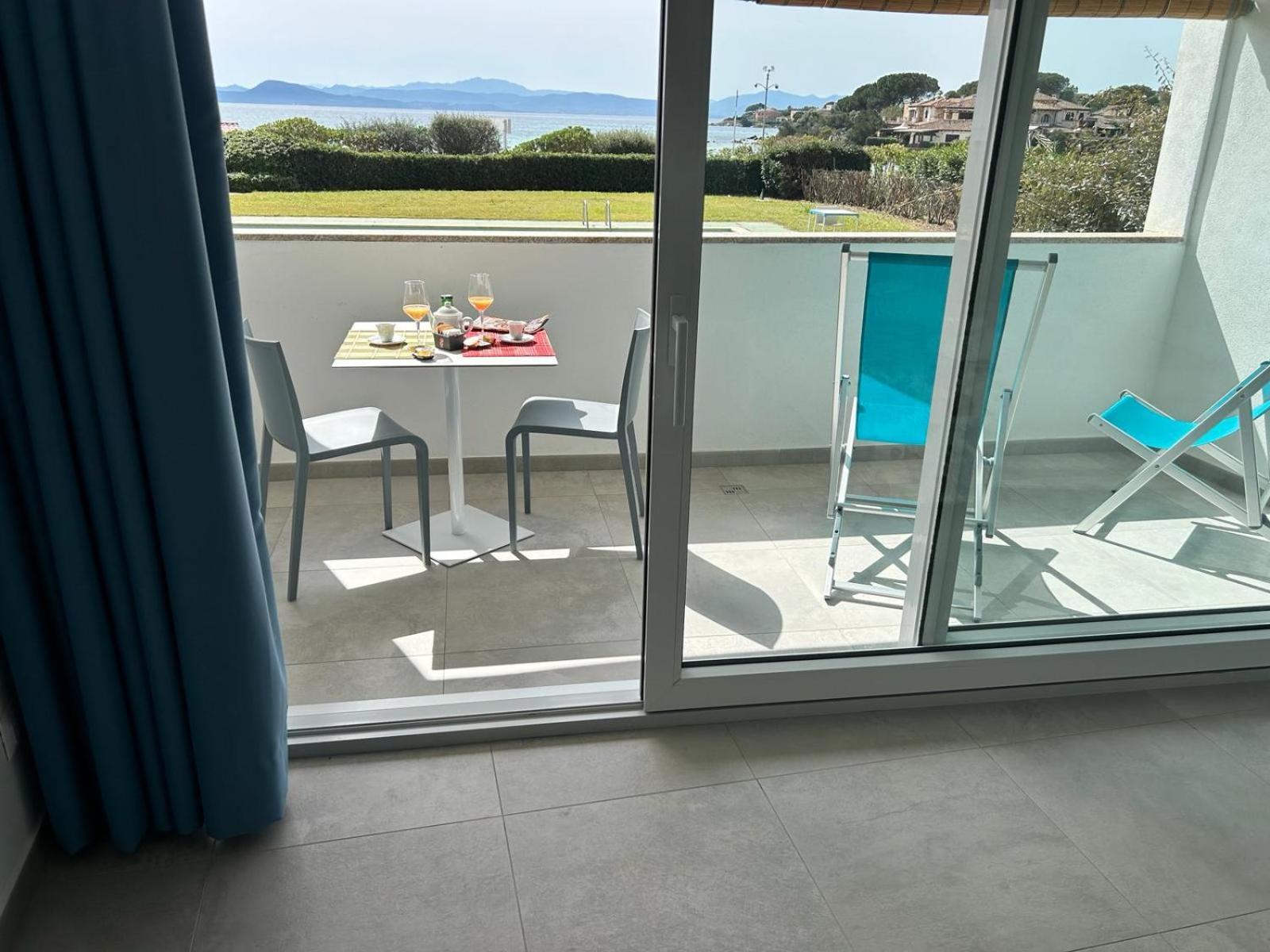 Rooms, Affittacamere Maksim Golfo Aranci Exterior photo