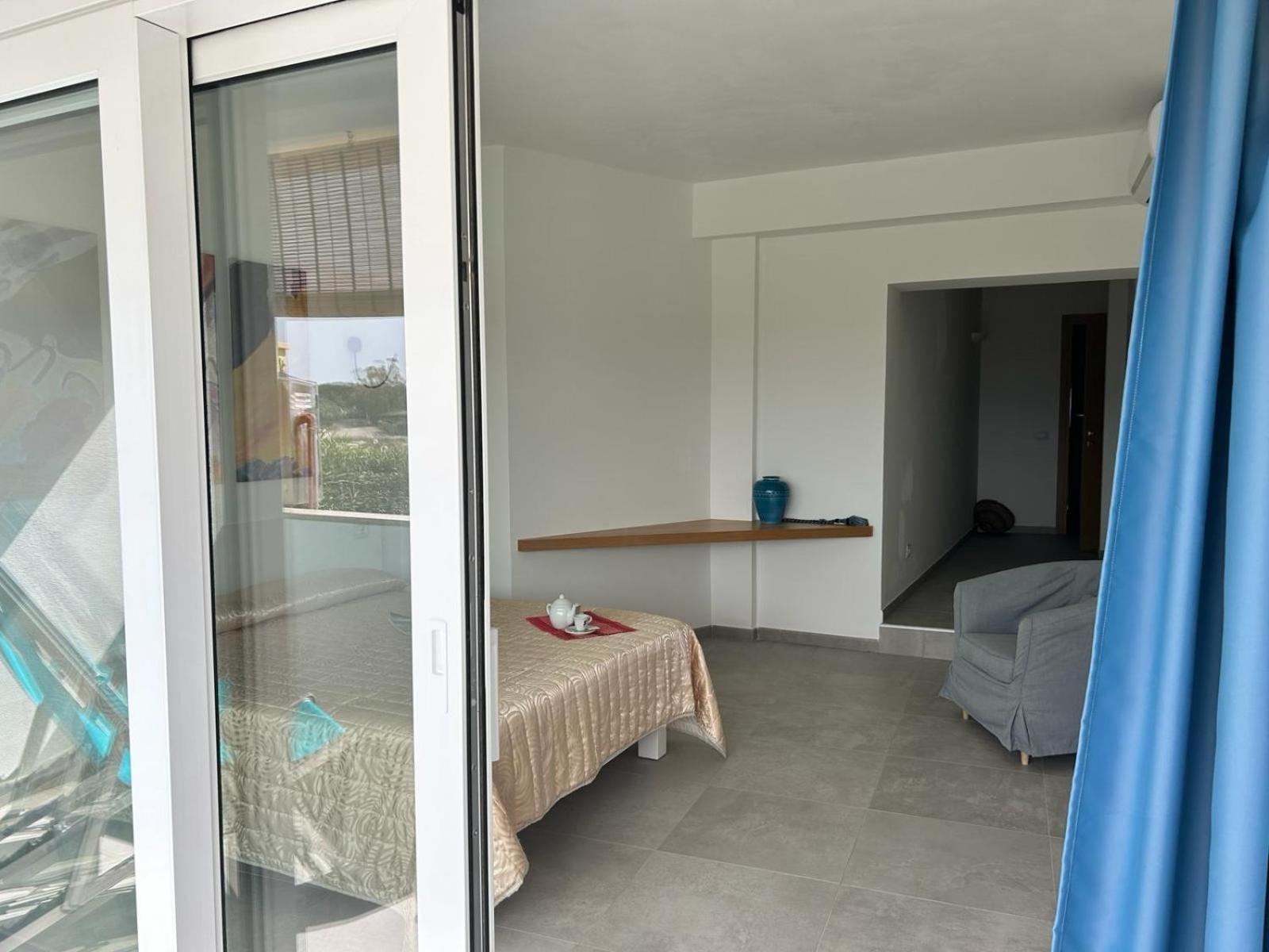Rooms, Affittacamere Maksim Golfo Aranci Exterior photo