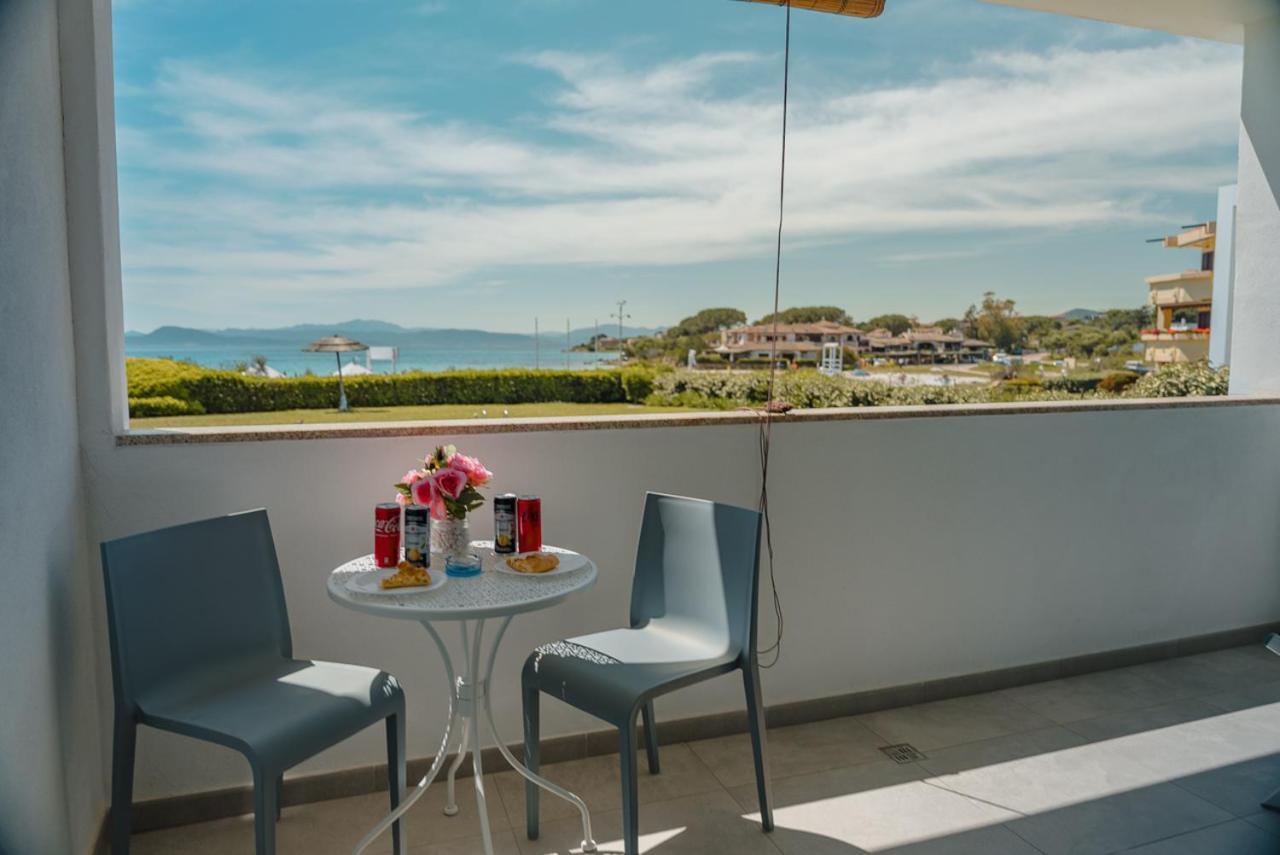 Rooms, Affittacamere Maksim Golfo Aranci Exterior photo